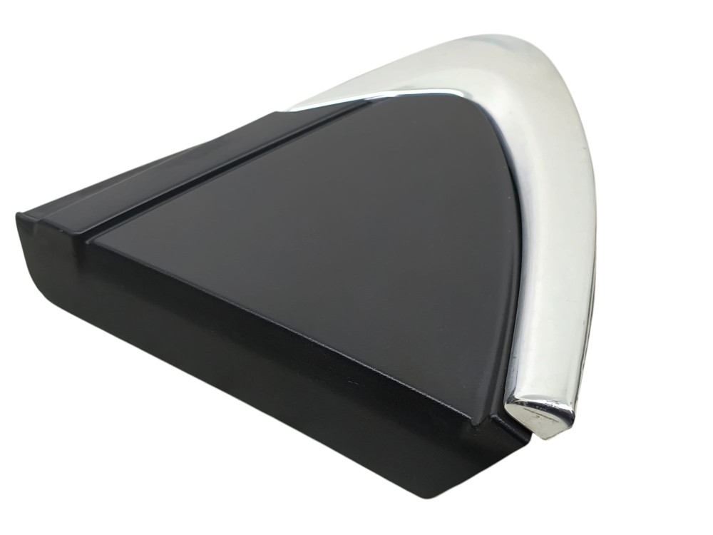 Acabamento Externo Porta Traseira Esq Chevrolet Cruze 2020 Preto E Cromado 4