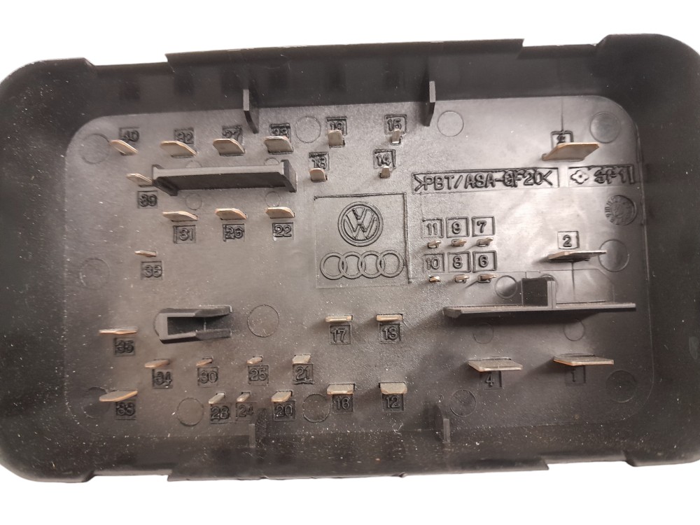 Caixa Fusivel Volkswagen Passat Tsi 2.0 16v Gas Aut 2012 7