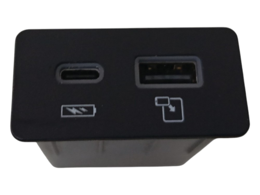 Entrada Usb Chery Tiggo 8 Pro Tgdi 1.6 Turbo 2025 4