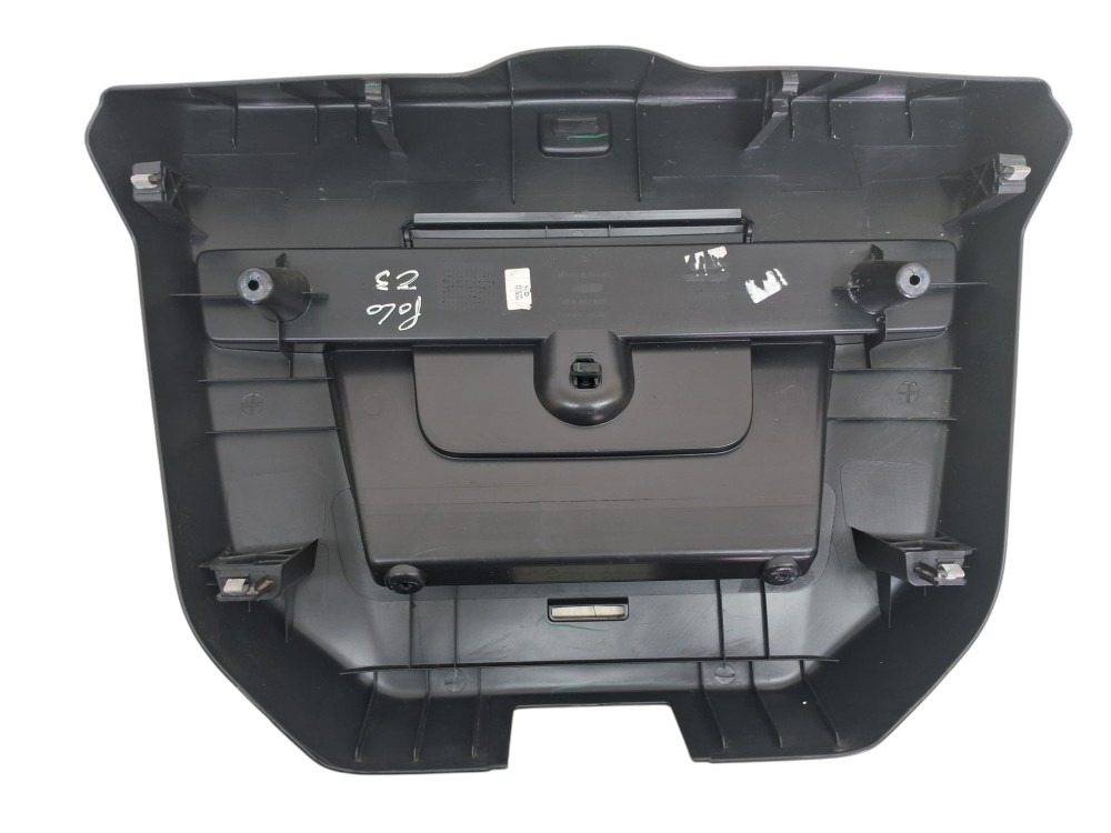 Acabamento Tampa Traseira Volkswagen Polo Highline 2023 7