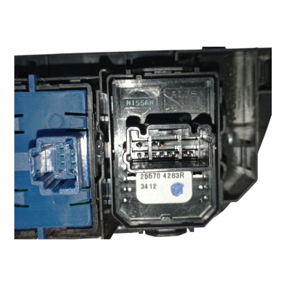 BOTAO COMANDO RETROVISOR RENAULT KWID OUTSIDER 1.0 12V 2024 4