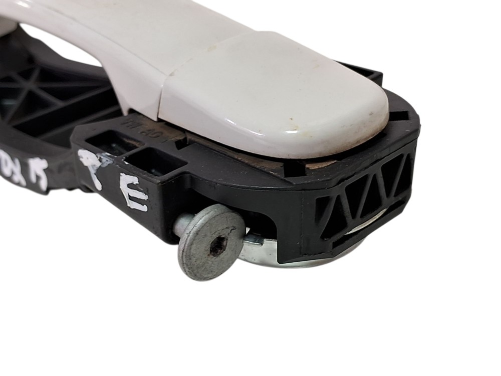 Maçaneta Externa Traseira Esquerda Volkswagen Crossfox 2016 Branco 5