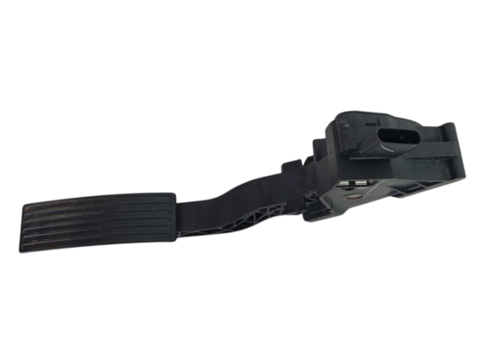 Pedal Acelerador Chevrolet Tracker Lt 2025 5