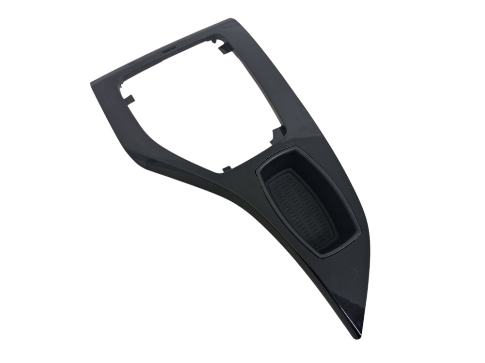 Moldura Trambulador Console Bmw X1 Sdrive18i 2012 1