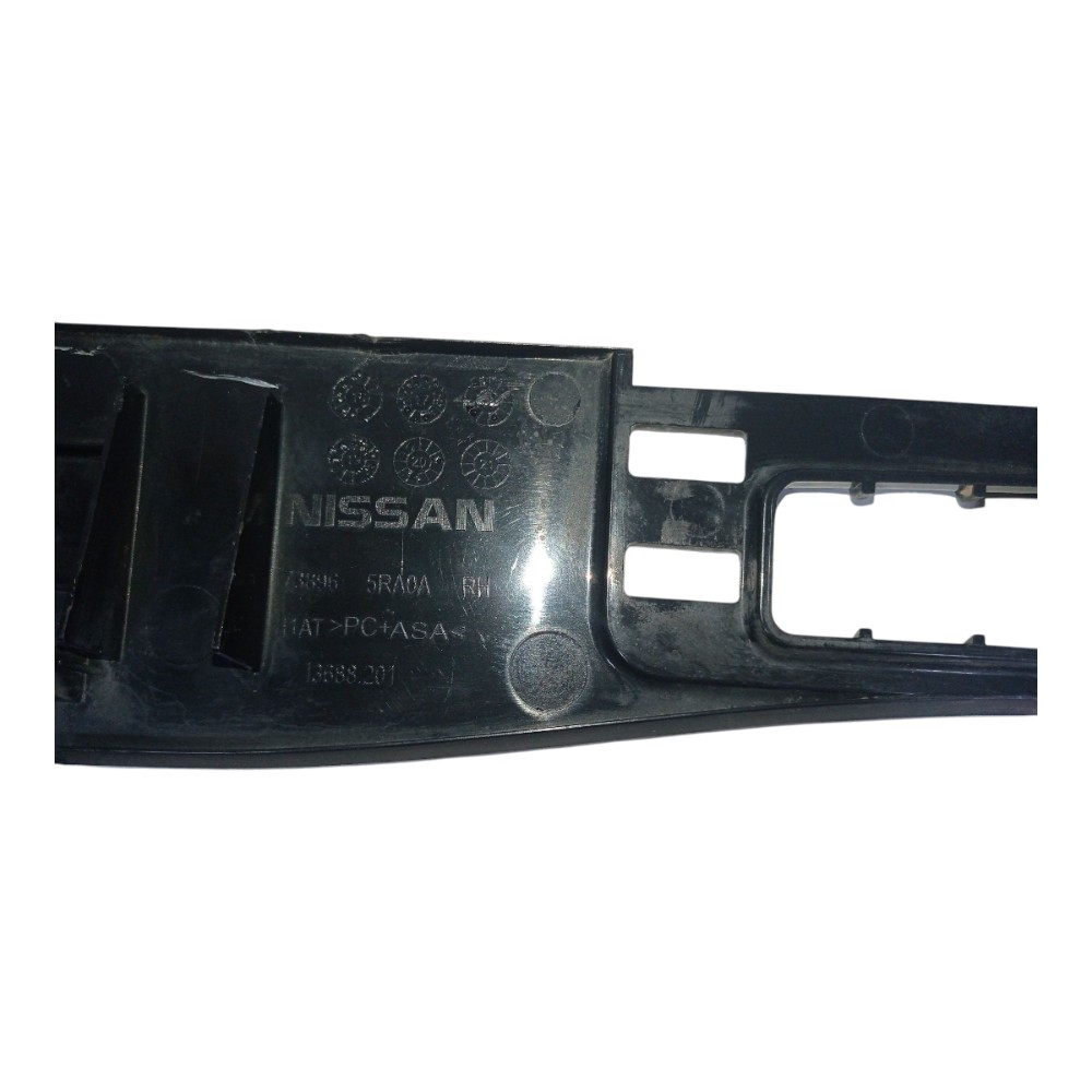 Acabamento Direito Rack Nissan Kicks Aut 2021 5