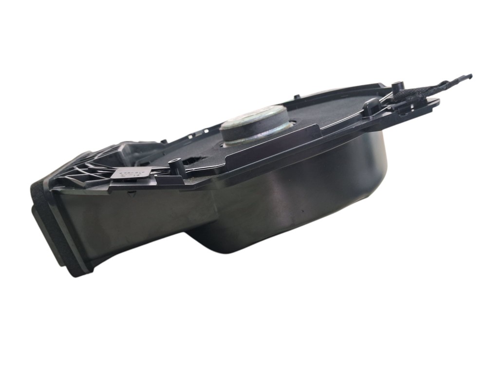 Alto Falante Subwoofer Direito Bmw 116i 2014 Preto 3