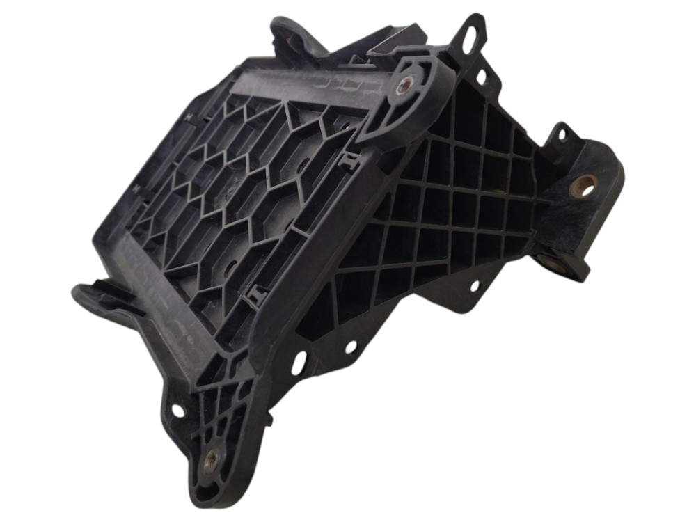 Base Suporte Caixa Bateria Chery Tiggo 7 1.5 16v 2020 4