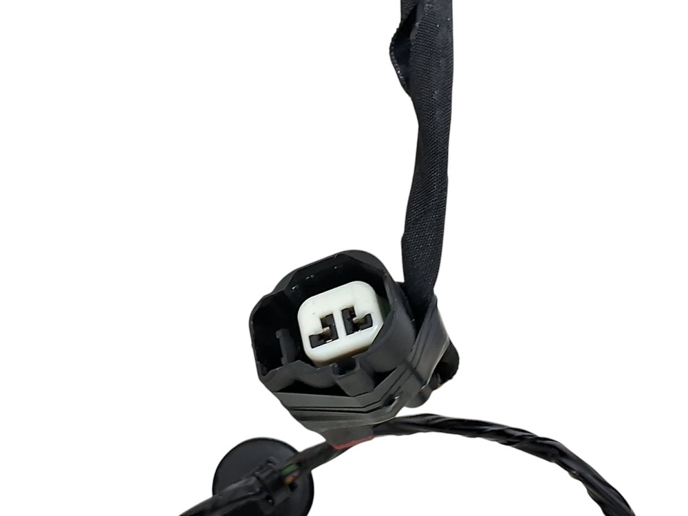 Chicote Porta Dianteira Direita Chevrolet Tracker 2024 4