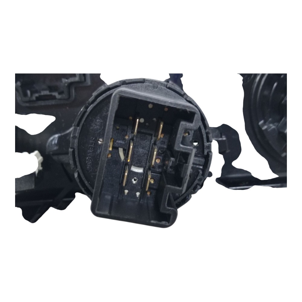 Controle Comando Ar Condicionado Chevrolet Tracker Lt 2025 4