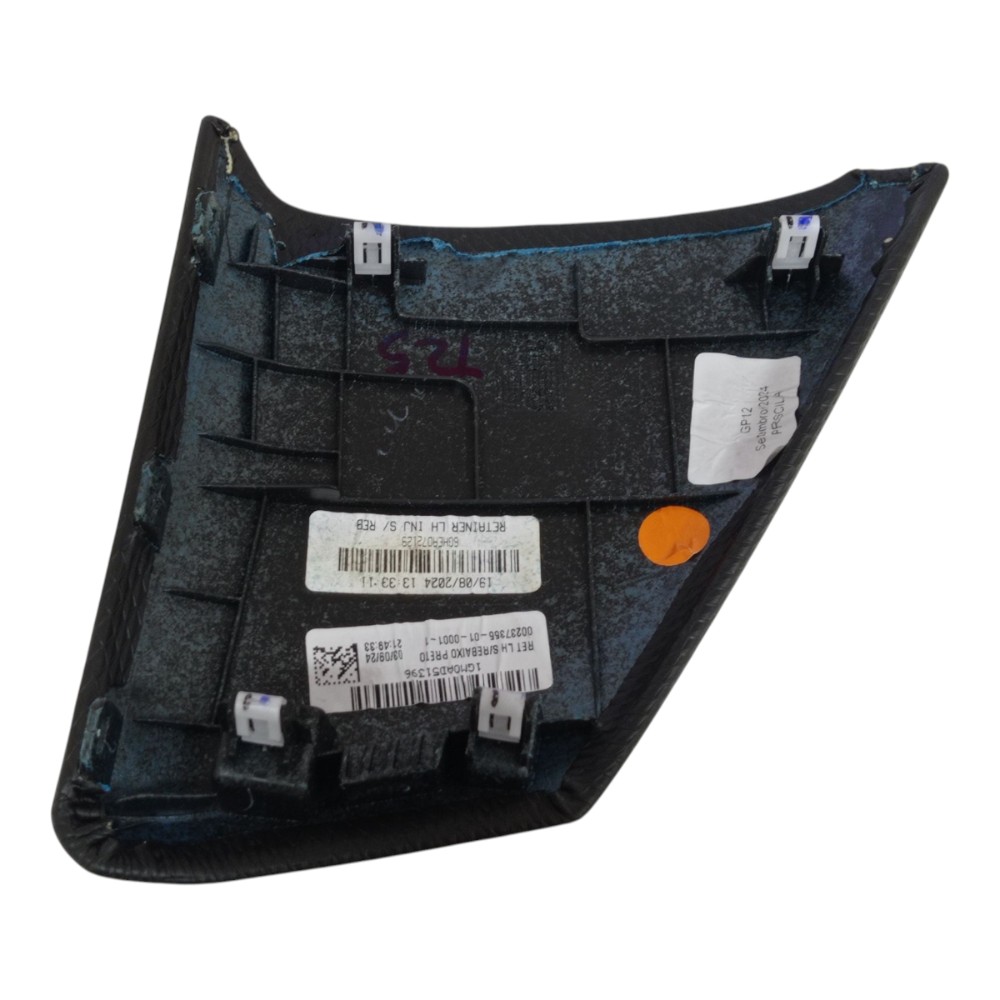 Moldura Acabamento Esquerdo Painel Chevrolet Tracker Lt 2025 4