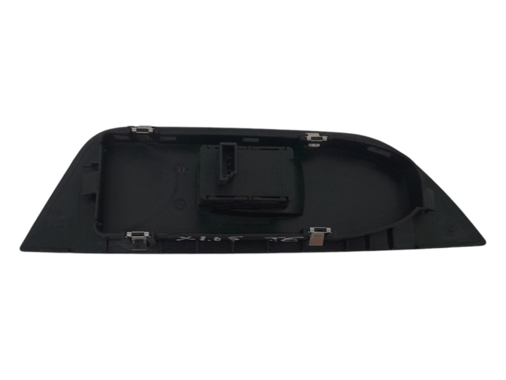 Botão Vidro Traseiro Esquerdo Bmw X1 2015 4