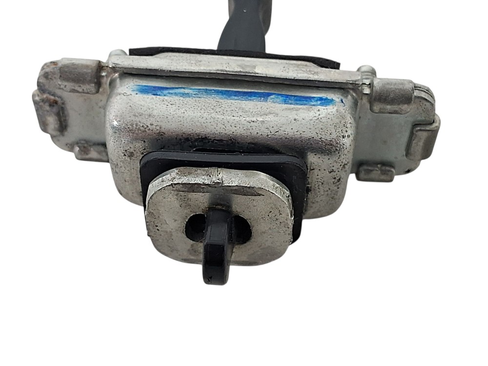Limitador Porta Dianteira Esquerda Chevrolet Cobalt 2016 5