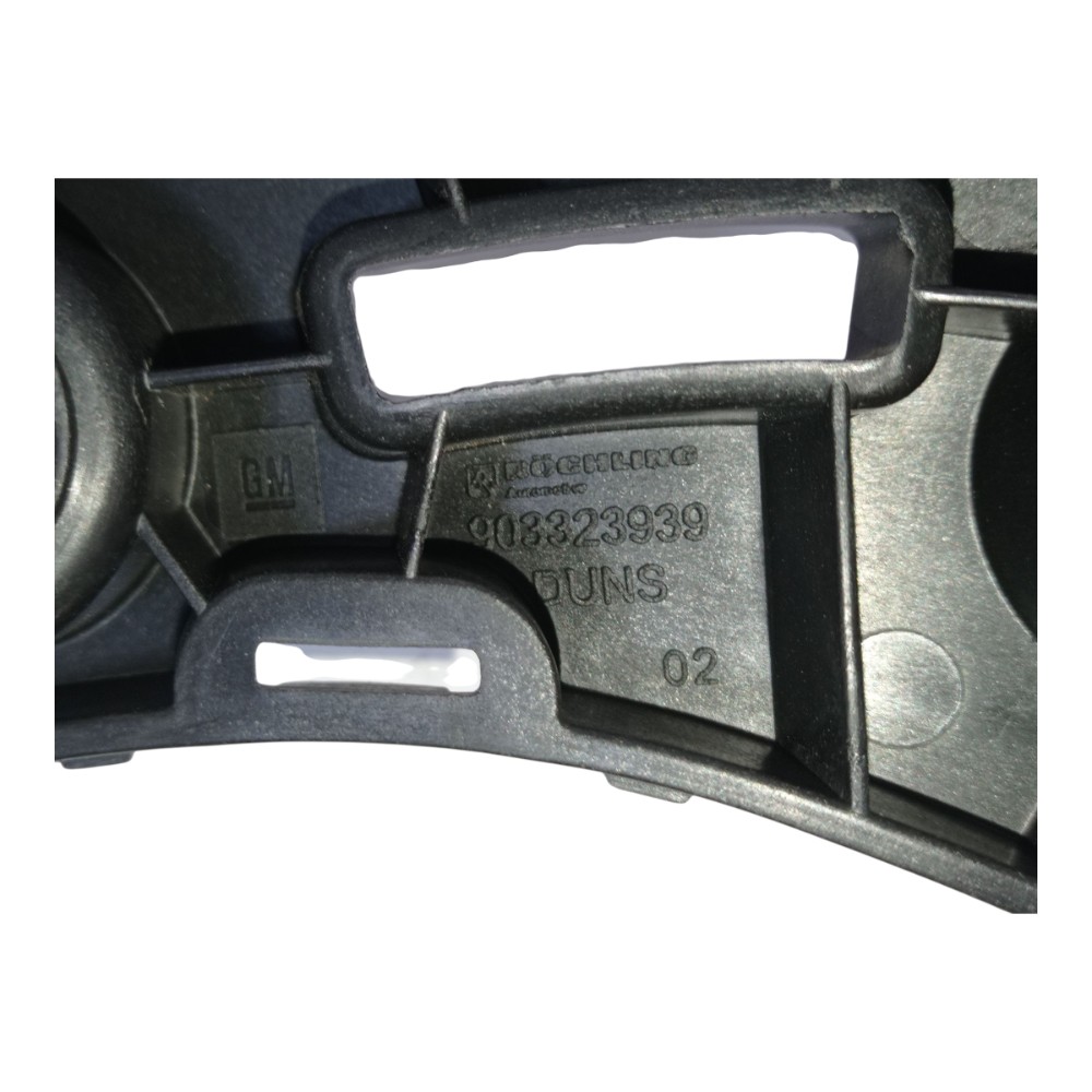 Guia Parachoque Traseiro Esquerdo Chevrolet Tracker Lt 2025 6
