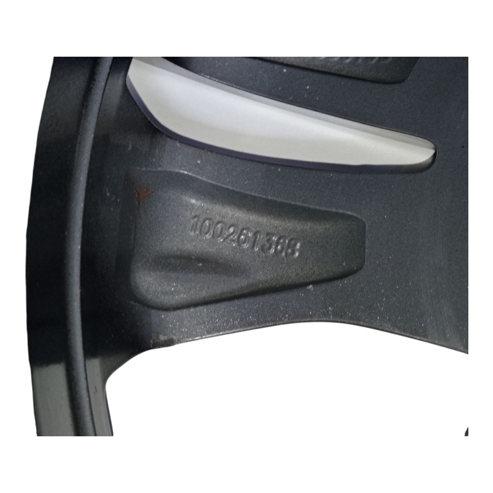 RODA FIAT TORO 2.0 TURBO 2022 AR0 17 9