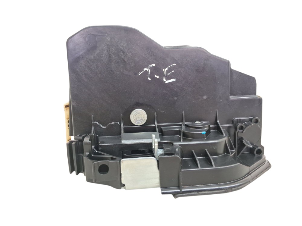 Fechadura Porta Traseira Esquerda Bmw 116i 2014