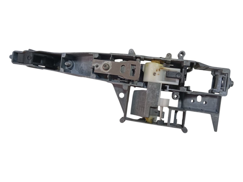 Maçaneta Externa Dianteira Esquerda Peugeot 208 1.6 Aut 2020 6