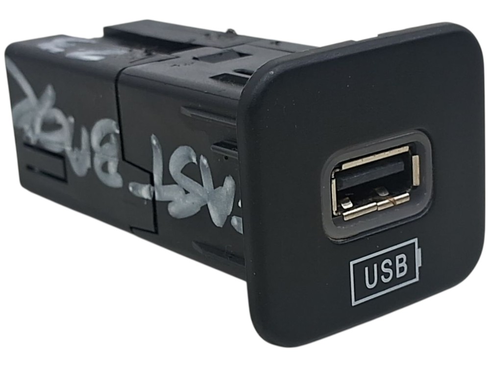 Entrada Usb Fiat Fastback 2023
