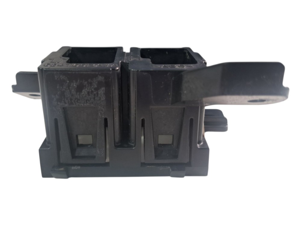 Suporte Botao Controle Tracao Nissan Kicks Sv 1.6 Aut 2021 6