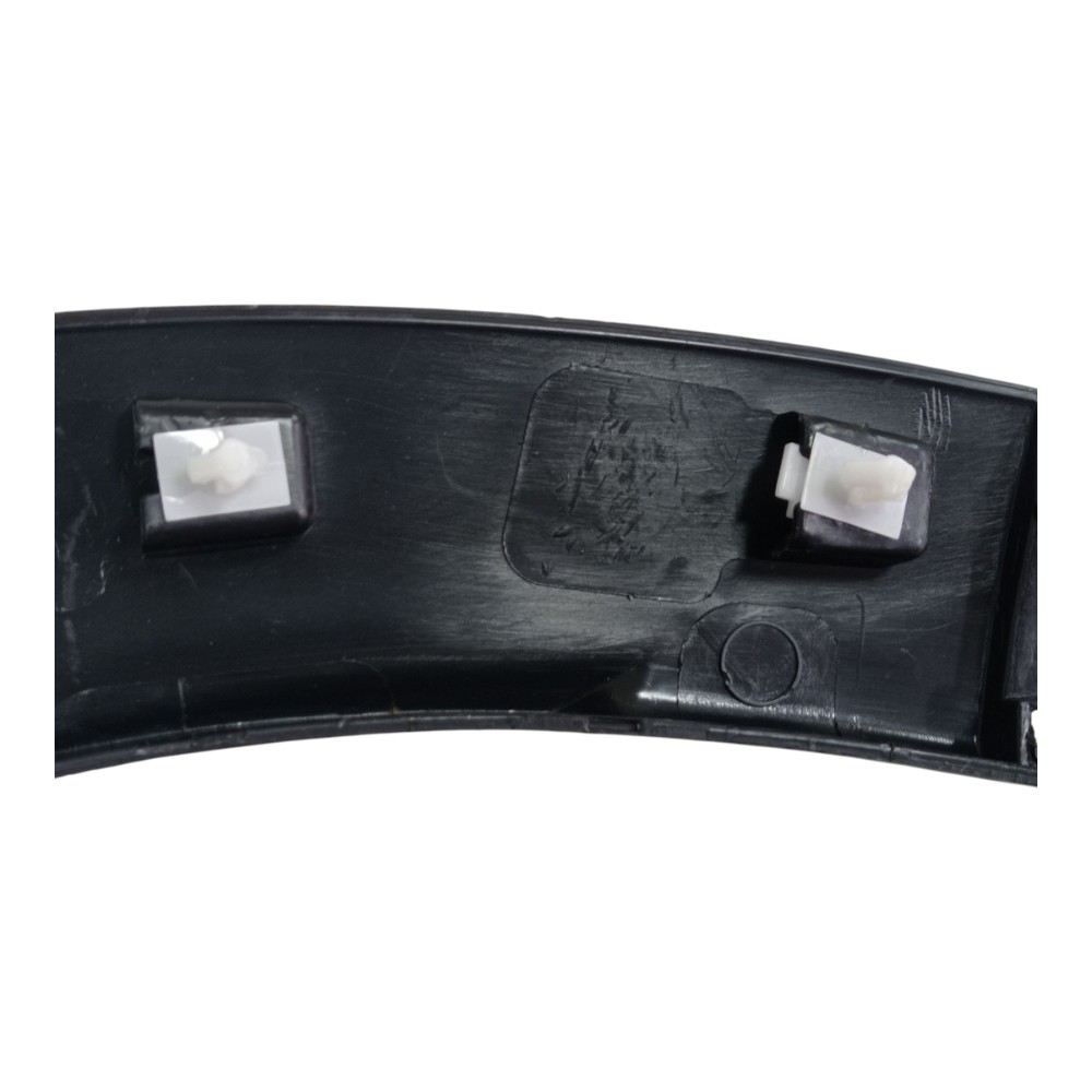 Aplique Lateral Traseiro Direito Chevrolet Tracker Lt 2025 5