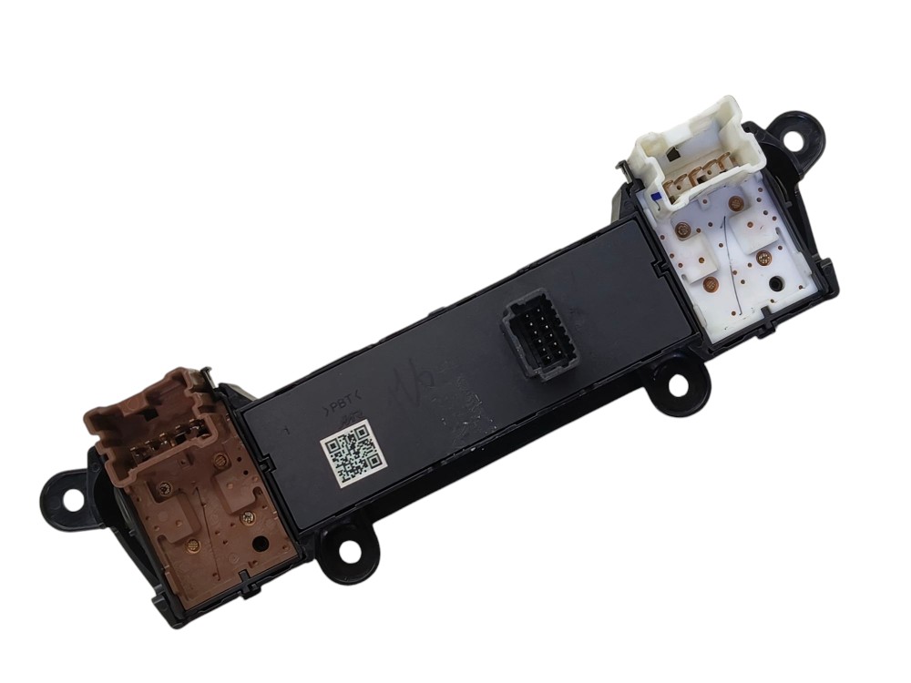 Botao Pisca Alerta Renault Kwid 2020 Preto 4