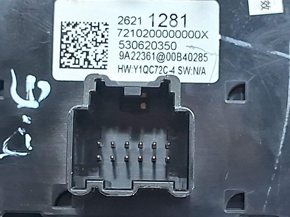 Botao Vidro Dianteiro Esquerdo Chevrolet Tracker 2024 5