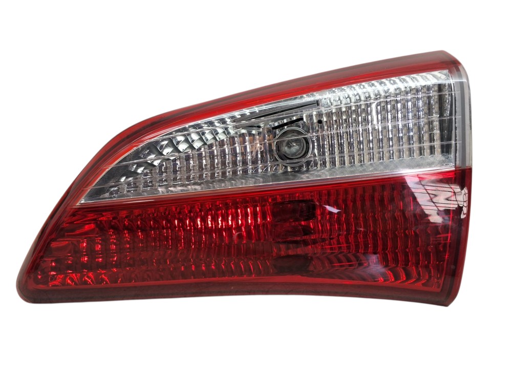 Lanterna Direita Tampa Traseira Hyundai Hb20 Hatch 2015 Direito/passageiro Vermelho E Transparente 1