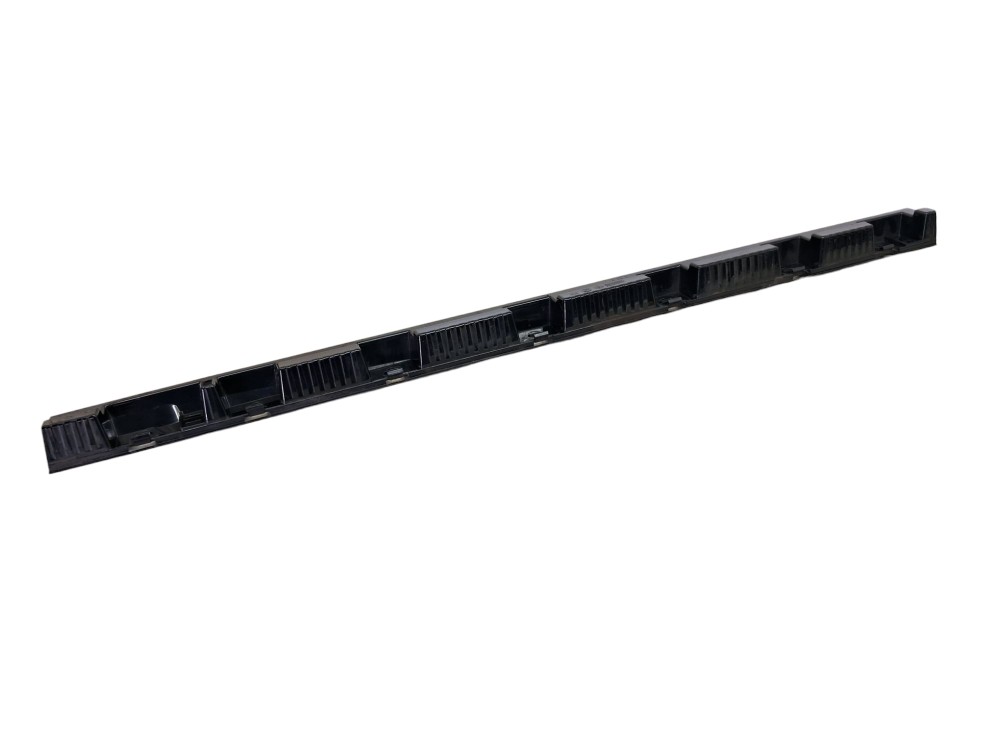 Guia Suporte Dianteiro Direito Spoiler Lateral Bmw X1 2012 2