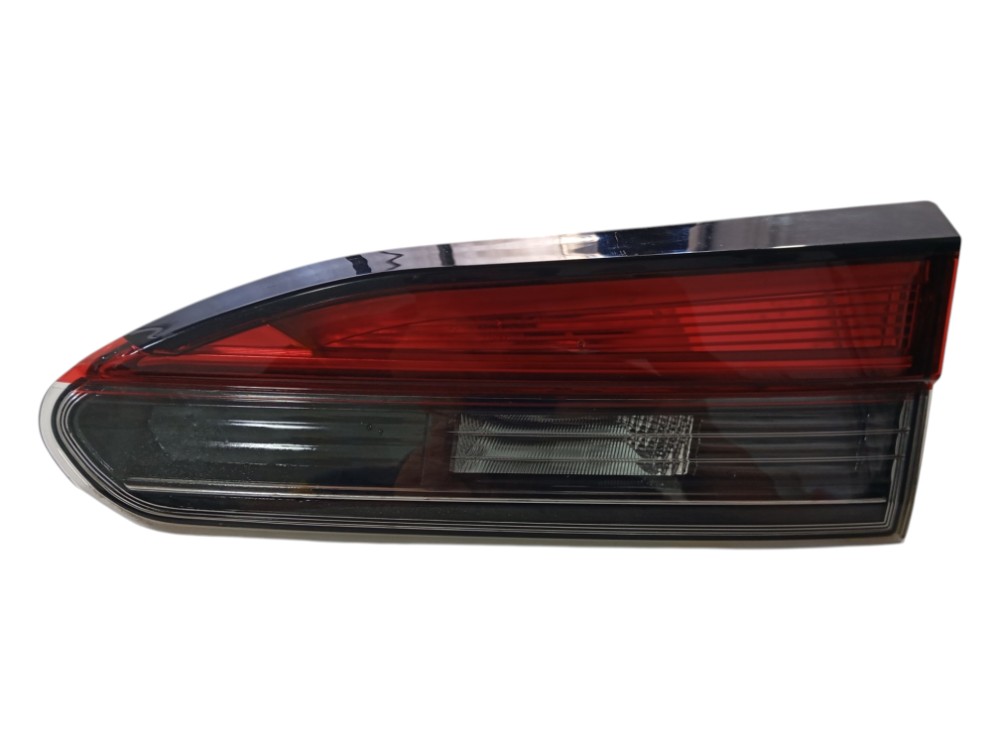 LANTERNA TAMPA DIREITA TOYOTA COROLLA CROSS 1.8 AUT 2024 1