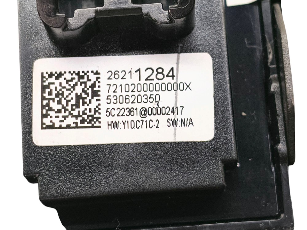 Botao Vidro Traseiro Direito Chevrolet Tracker Midnight 2024 6