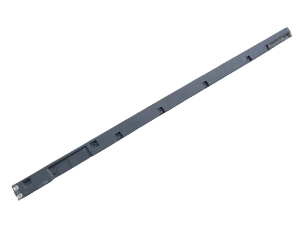 Moldura Spoiler Lateral Direito Chery Tiggo 8 Pro 1.6 2025 3