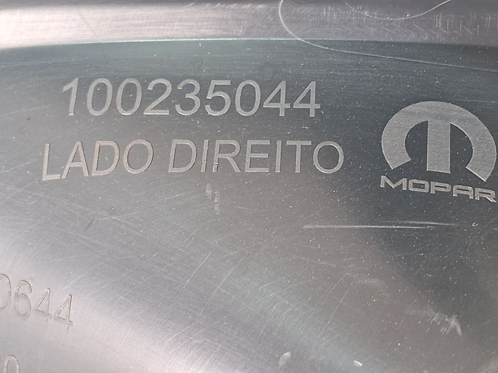Moldura Milha Direito Fiat Uno Way 2019 Preto Direito 5