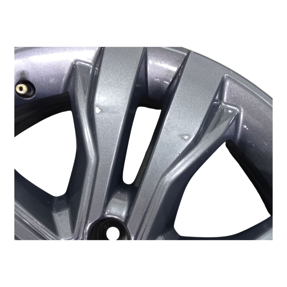 RODA FIAT TORO 2.0 TURBO AUT 2022 ARO 17 8