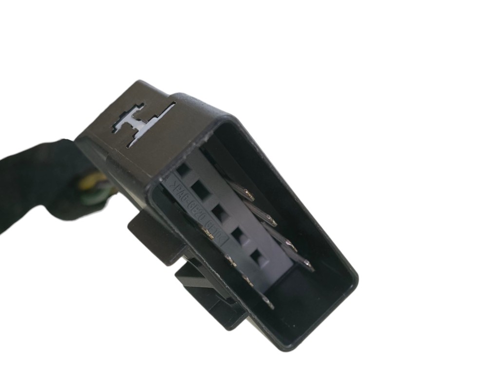Botao Vidro Dianteiro Direito Chevrolet Captiva 2015 5