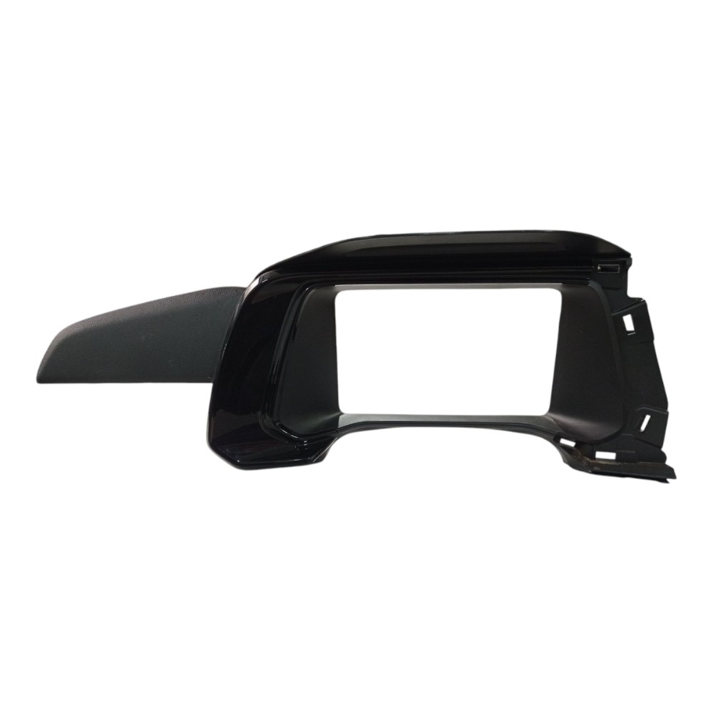 Moldura Painel Instrumento Chevrolet Tracker Lt 1.0 2026