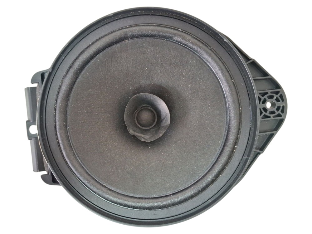 Alto Falante Porta Dianteira Esquerda Chevrolet Tracker 2025 Preto