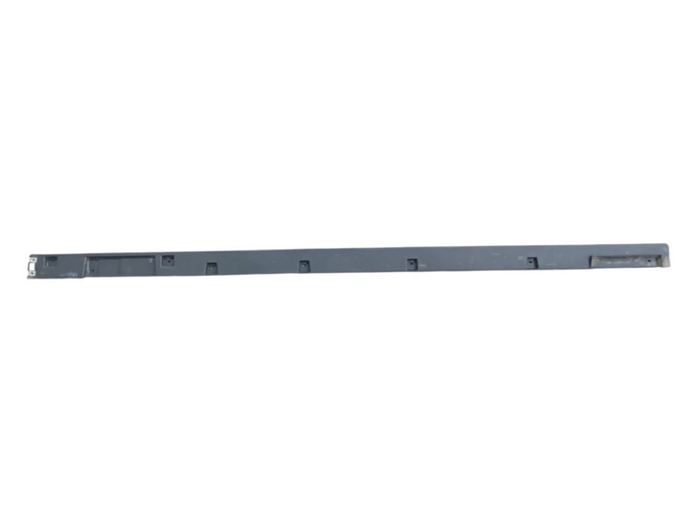 Moldura Spoiler Lateral Direito Chery Tiggo 8 Pro 1.6 2025