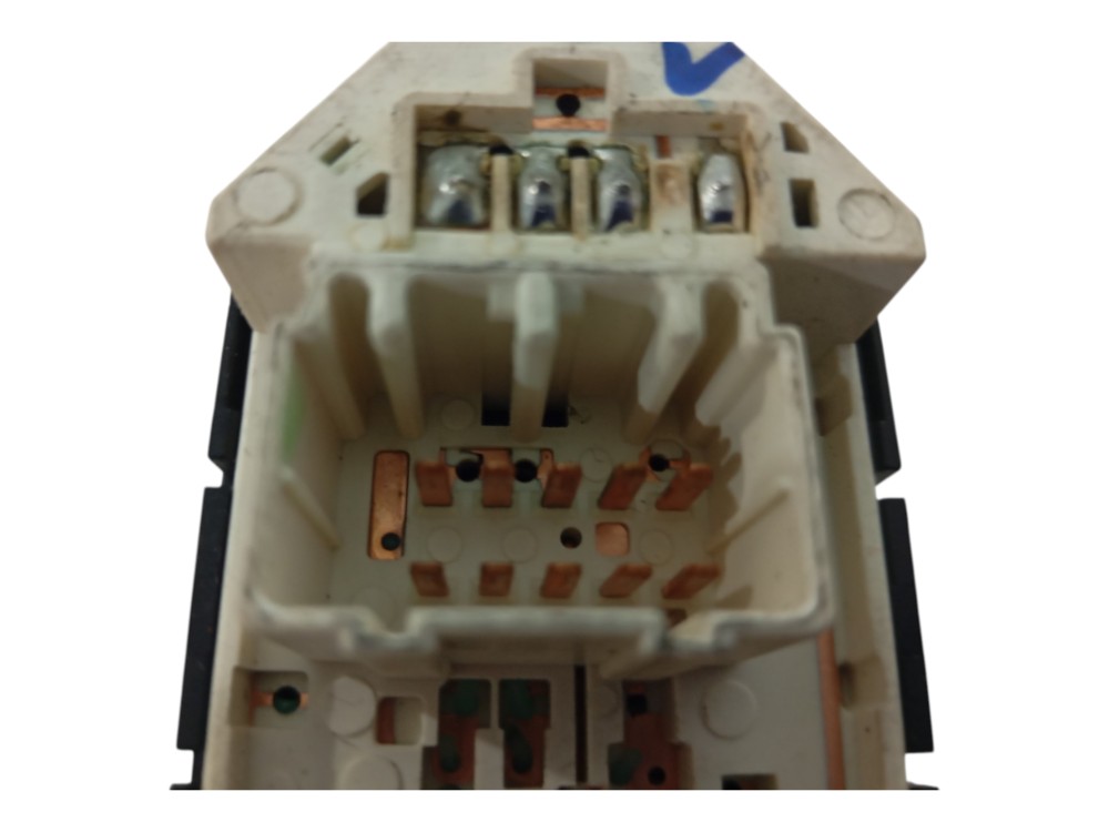 Botão Controle Retrovisor Retrátil Hyundai Ix35 Gl Aut 2019 6