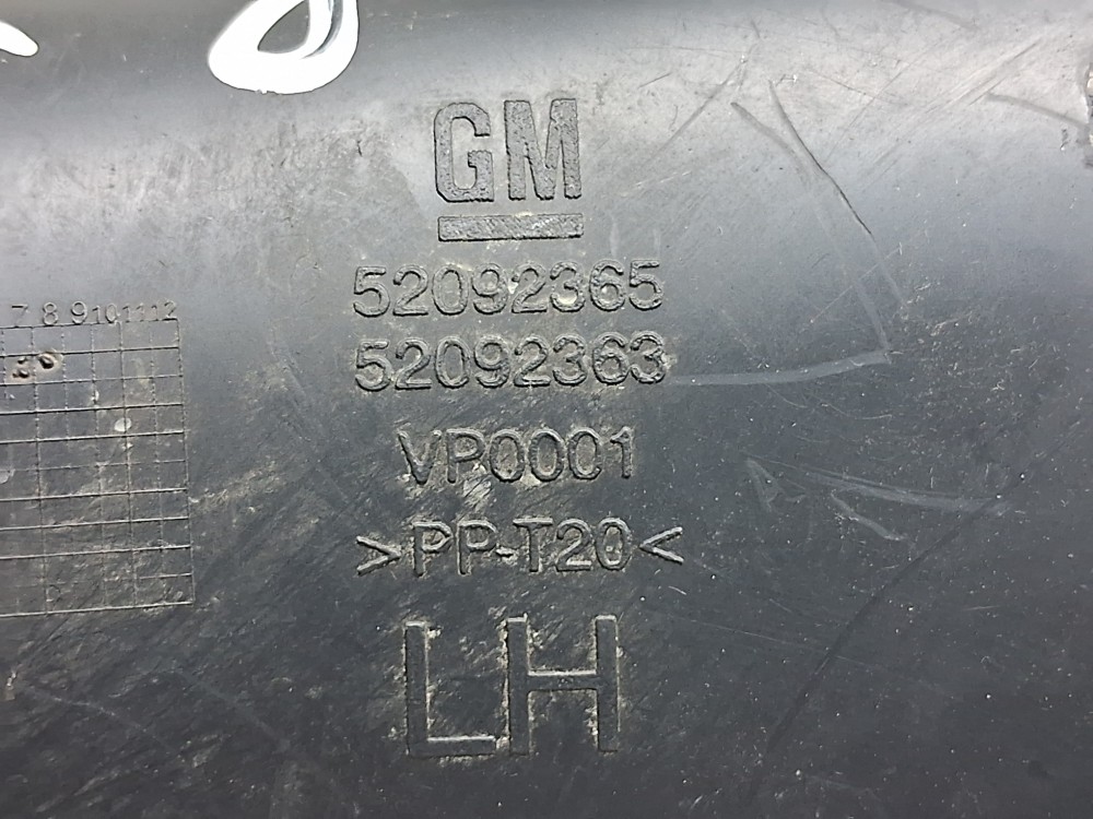 Moldura Farol Milha Esquerdo Chevrolet Onix Ltz 2018  Preto 5