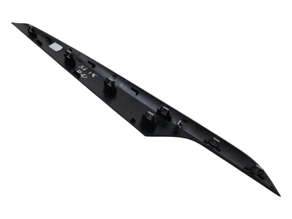 Moldura Acabamento Forro Porta Bmw X1 2015 Preto 2