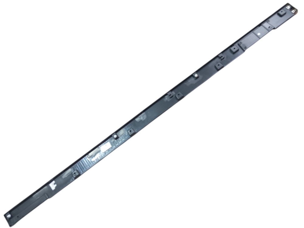 Moldura Spoiler Lateral Direito Chery Tiggo 8 Pro 1.6 2025 6