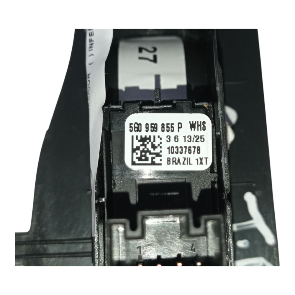Botao Vidro Traseiro Esquerdo Volkswagen Polo Sense 1.0 2026 4