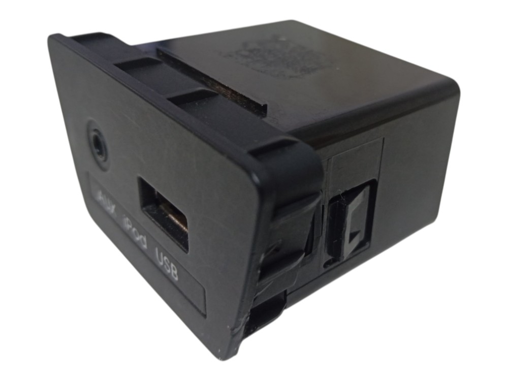 Tomada Usb Aux Hyundai Ix35 Gl 2.0 Flex Aut 2019 4
