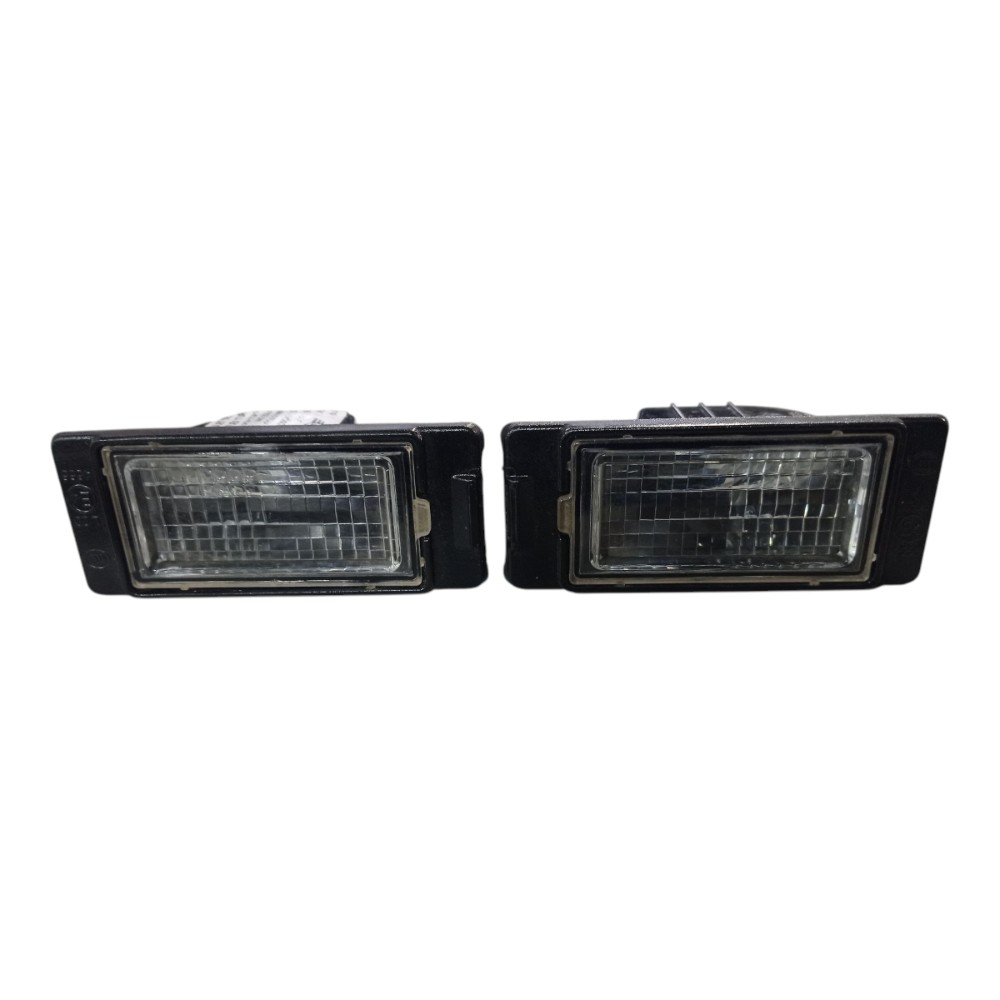 Par Luz Placa Chevrolet Tracker Lt 1.0 Aut 2026