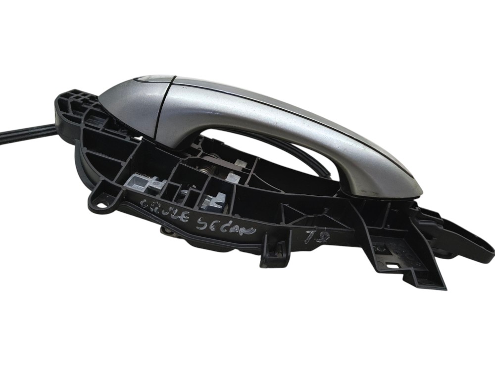 Maçaneta Externa Traseira Direita Chevrolet Cruze Sedan 2020 Cinza Traseira 4
