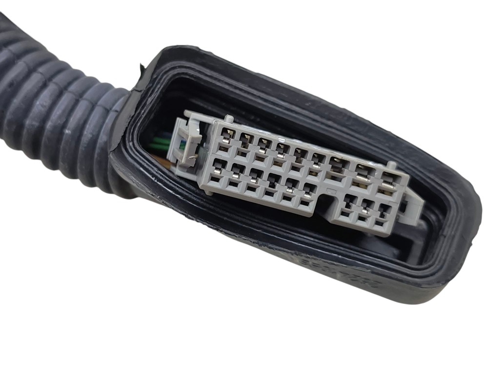Chicote Porta Traseira Esquerda Chevrolet Tracker 2024 2