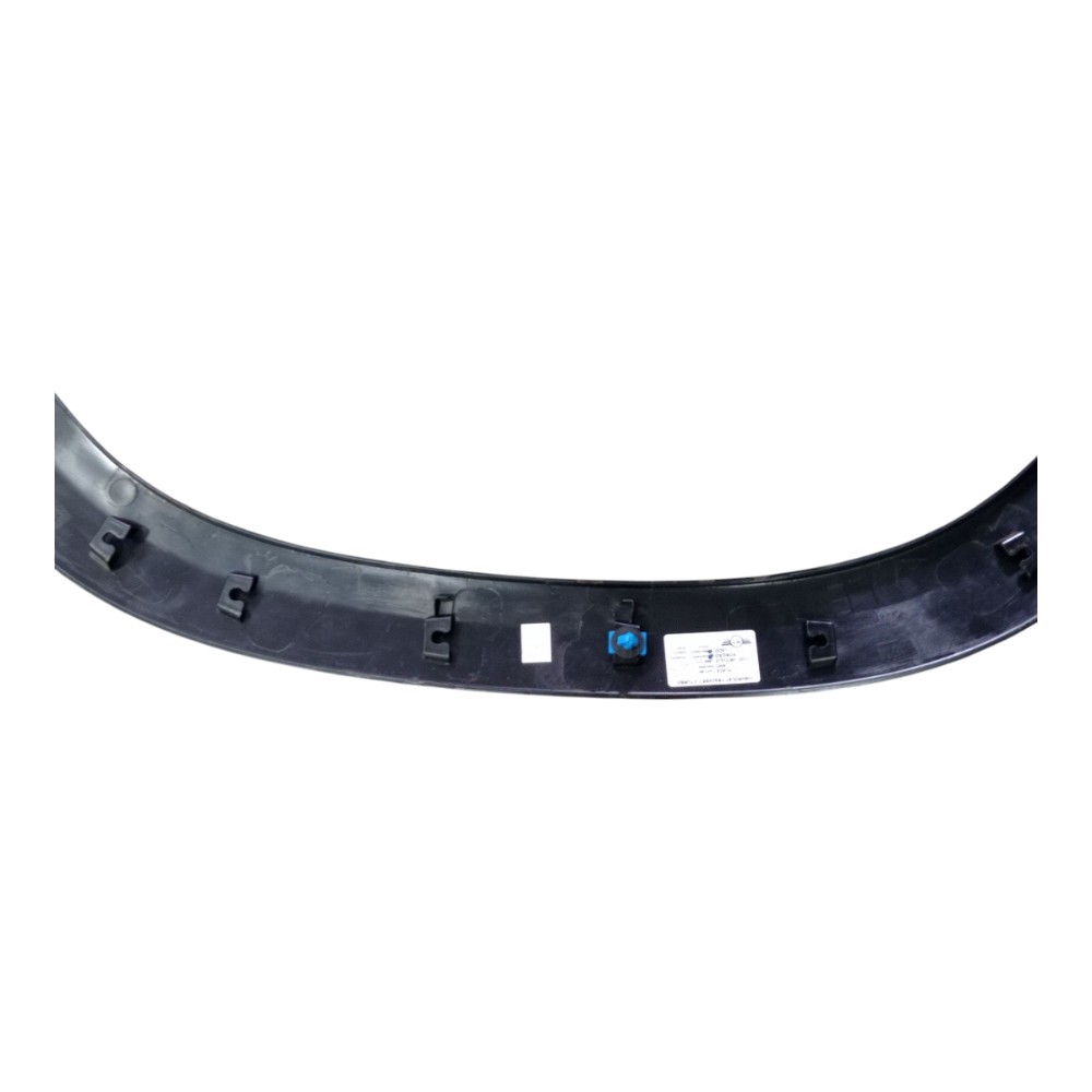 Aplique Lateral Dianteiro Esquerdo Chevrolet Tracker Lt 2025 6