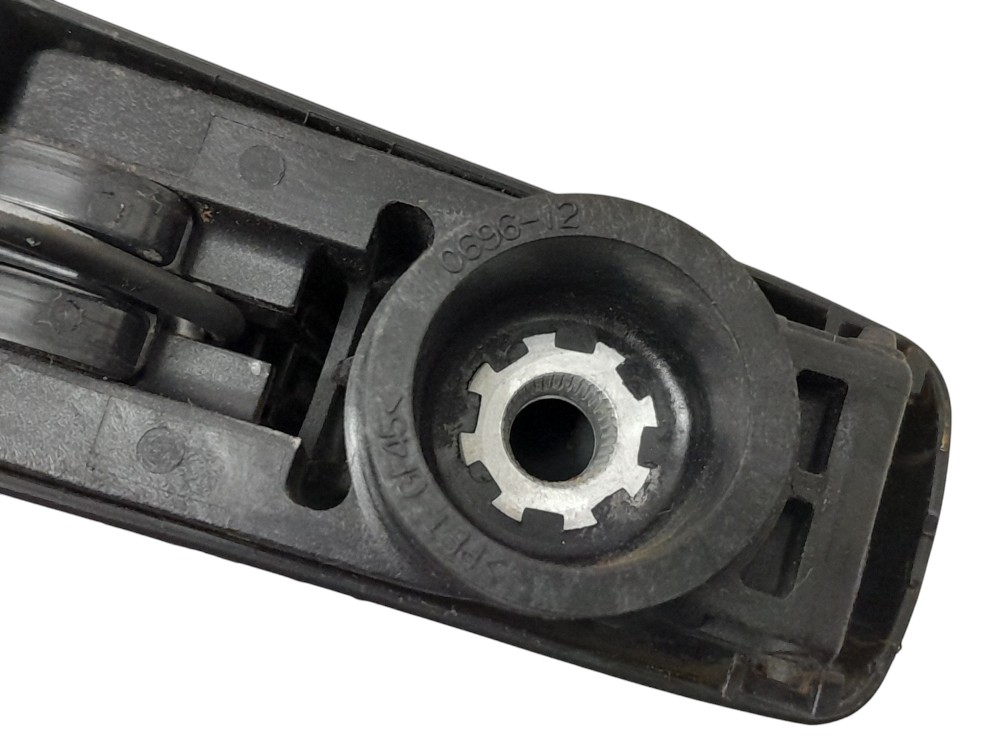 Braço Limpador Traseiro Jeep Grand Cherokee 3.6 V6 2012  – Direito 4