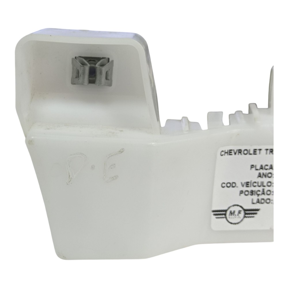 Guia Parachoque Dianteiro Esquerdo Chevrolet Tracker Lt 2025 5