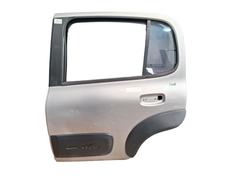 Porta Traseira Esquerda Fiat Uno Way 2019 Traseira Esquerda Prata