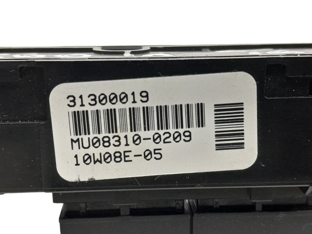 Controle Som Am Fm Volvo Xc60 T6 3.0 6cc Aut Gas 2010 5